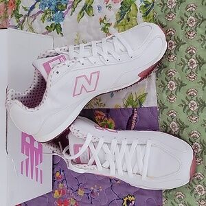 New Balance tennis shoes,  sneakers New